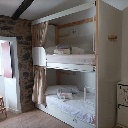 Albergue Aldea Da Pedreira Teo Exteriör bild