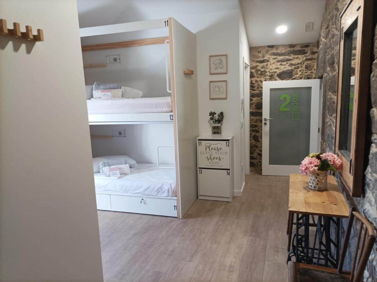 Albergue Aldea Da Pedreira Teo Exteriör bild